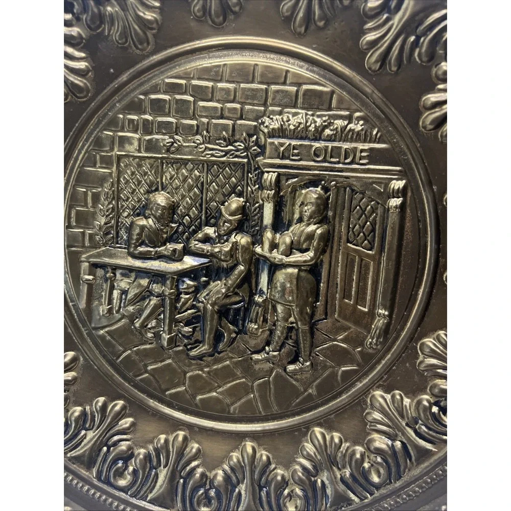 VTG Set Of 3 Brass Wall Plate Vintage Tavern/ Dinner Peerage
